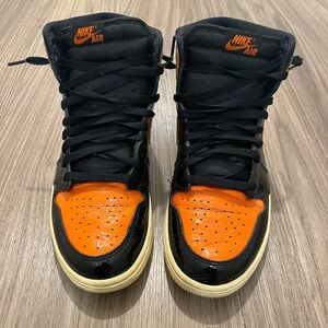 Air Jordan 1 Retro High OG 
‘Shattered Backboard 3.0’